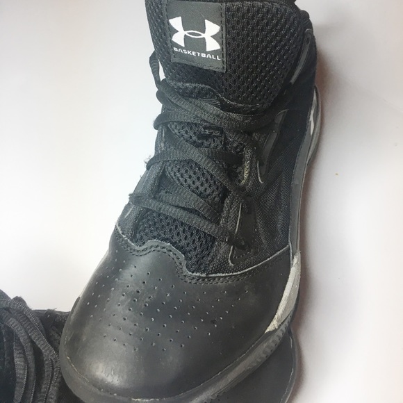 Under Armour kids sneakers 👟 7 - Picture 3 of 8